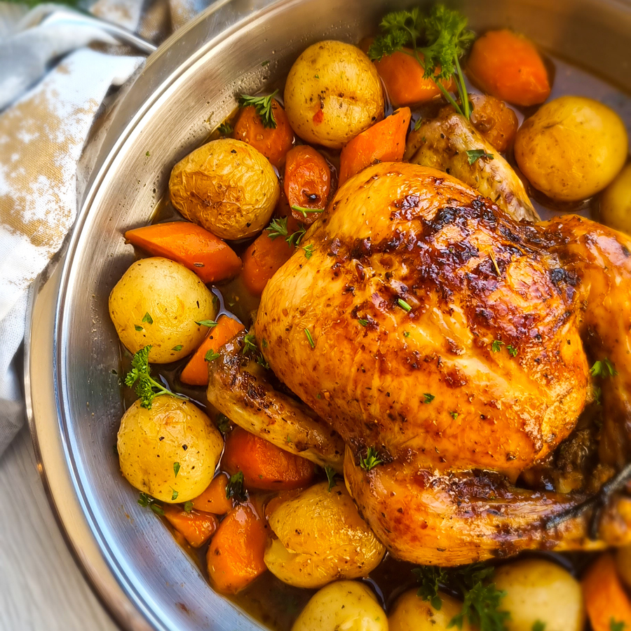 ONE-POT ROAST CHICKEN & VEG